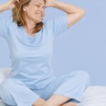 7-minute bedtime routine restoring hip strength faster than traditional floor stretches recommended for adults after 55