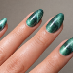 Korean Cat Eye Nail Designs Trend: 5 Elegant Magnetic Manicure Styles Everyone Is Trying For Stylish Hands